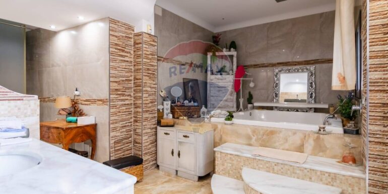 20250915111604-983032-21