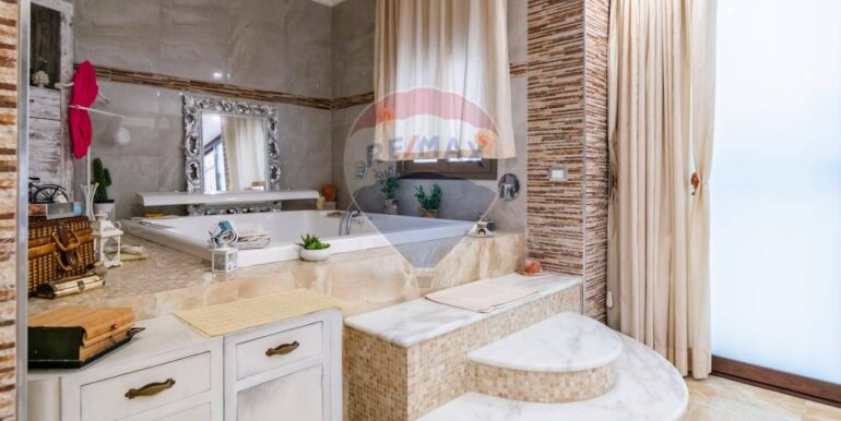 20250915111608-983032-22