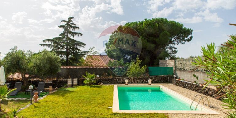 20250915220010-983381-10