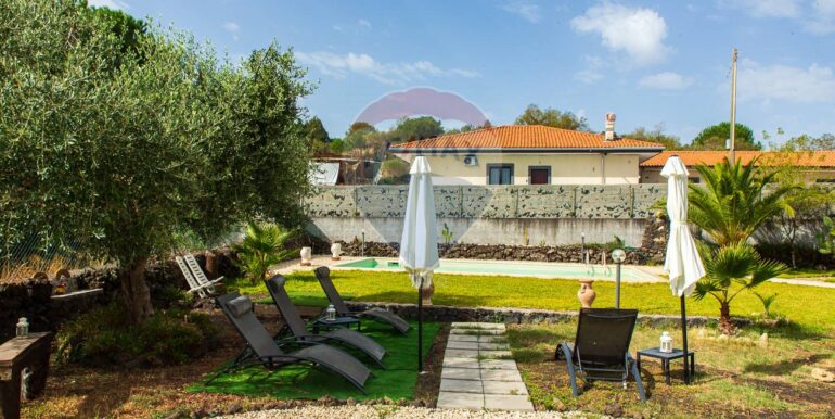 20250915220034-983381-15