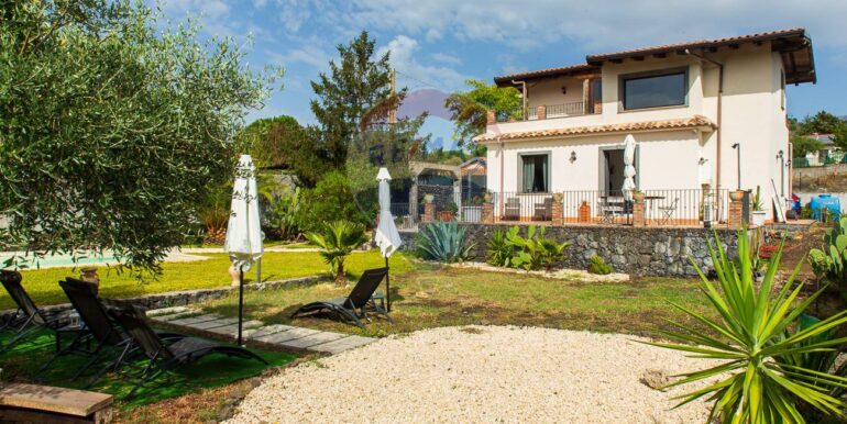 20250915220040-983381-16