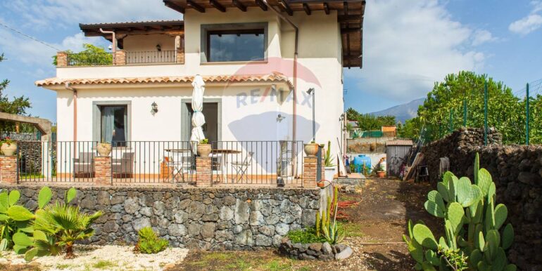 20250915220045-983381-17