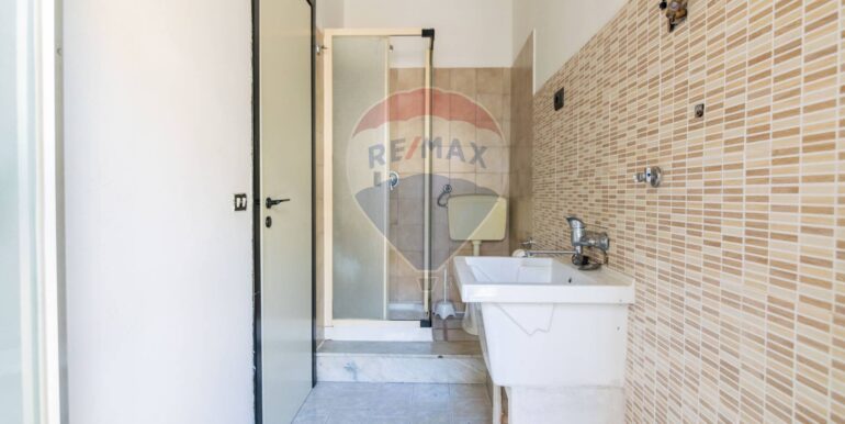 20250915225002-983382-16