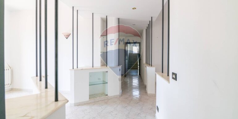 20250915225042-983382-30