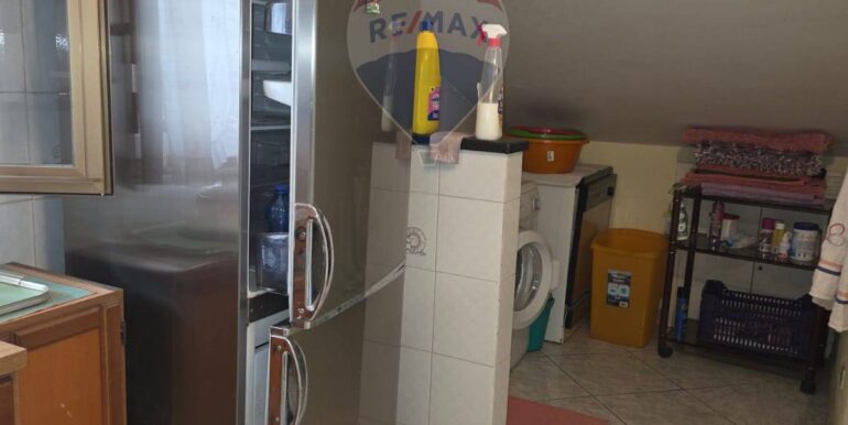 20250916183000-983579-12