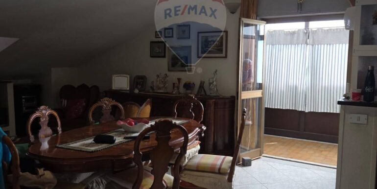 20250916183014-983579-16