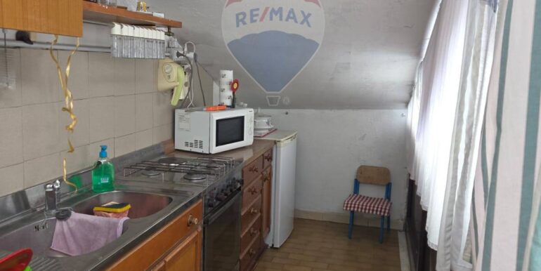 20250916183017-983579-17