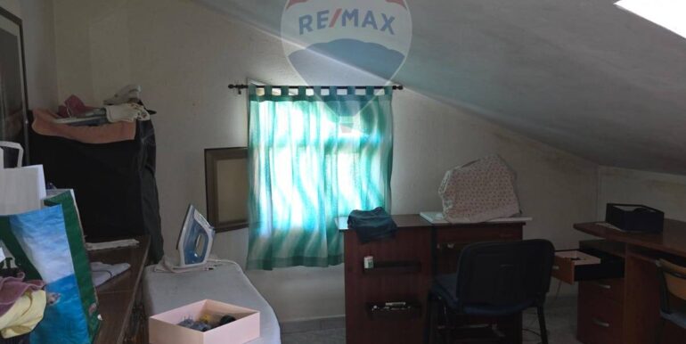 20250916183036-983579-25