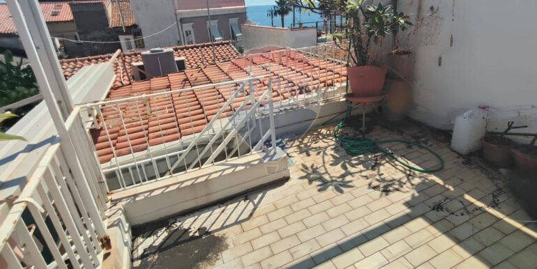 20250916215115-983360-9