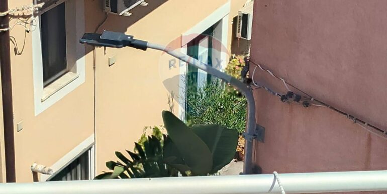 20250916215129-983360-12