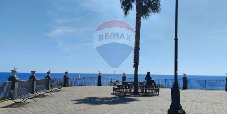 20250916215133-983360-13