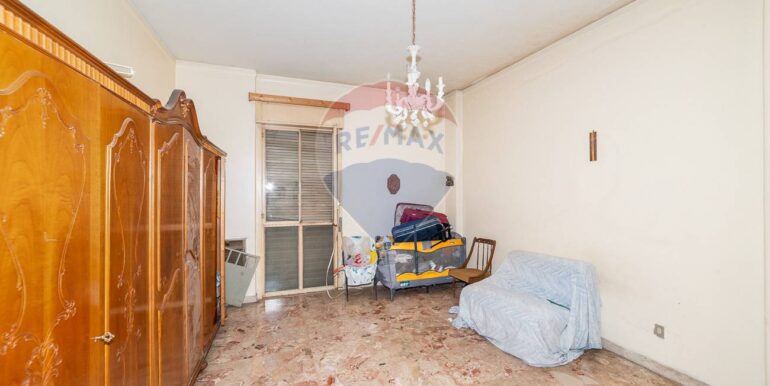 20250917193211-975613-19