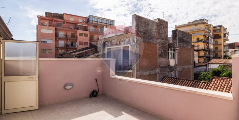 20250918100758-983832-12