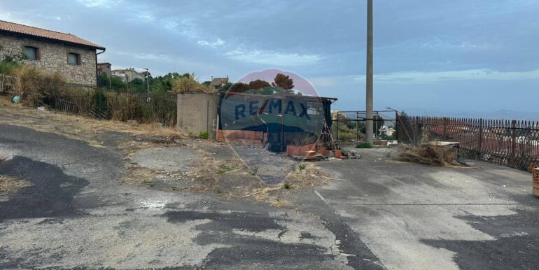 20250918104837-983843-10