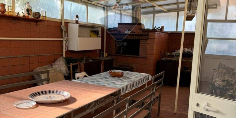 20250918171835-985423-4