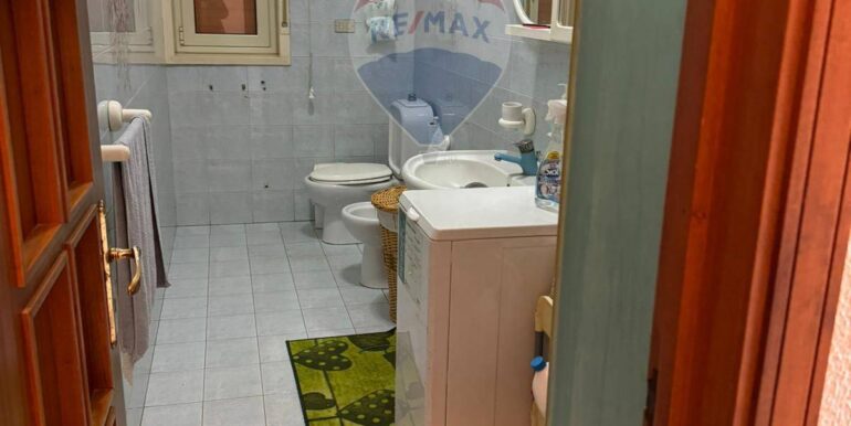 20250918172215-985423-17