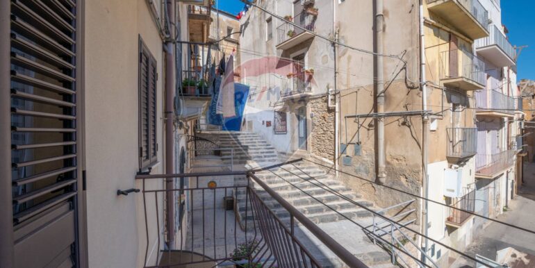 20250919170650-977977-6