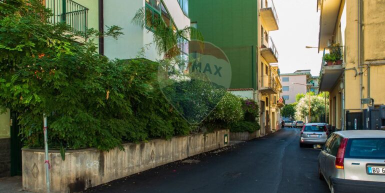 2025091984150-975247-8