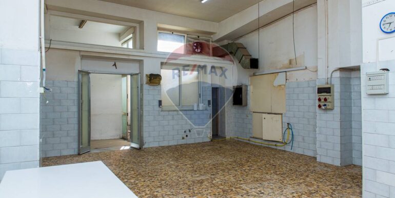 2025091984241-975247-18