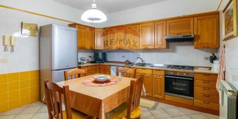 20250920120955-985892-10