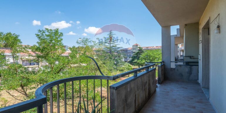 20250921230802-986109-8