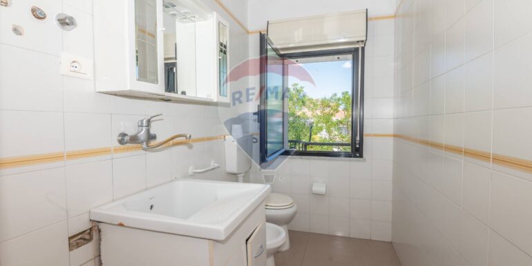 20250921230831-986109-12