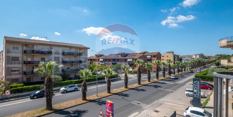 20250921231243-986109-35