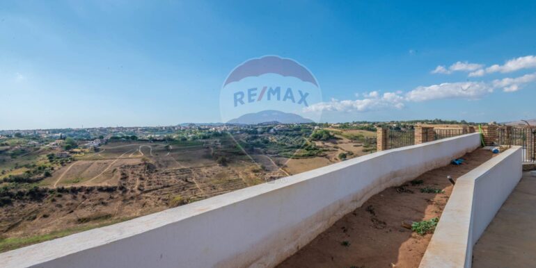 20250921234505-986110-2