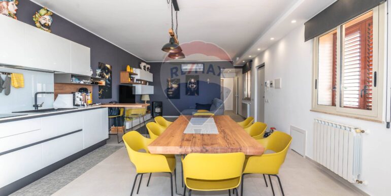 20250921234622-986110-16