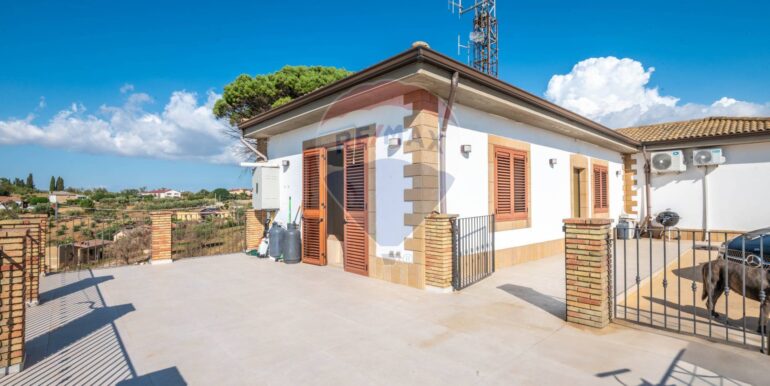 20250921234629-986110-17