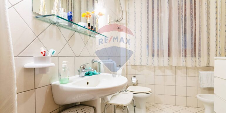 20250922170533-986328-7