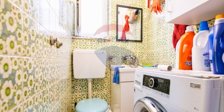 20250922170550-986328-12