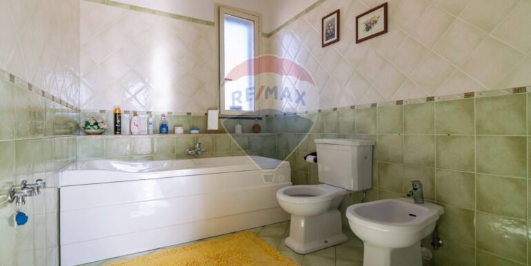 20250923163628-986563-9