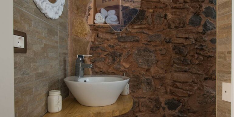 20250924105249-986689-11