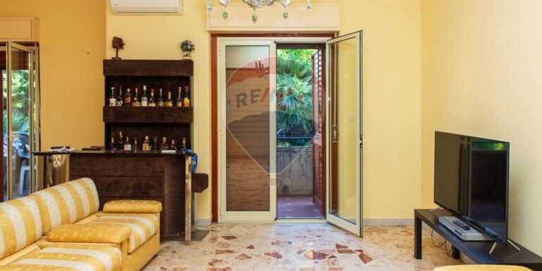 20250924164911-987067-14