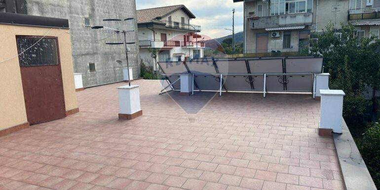 2025092484228-985758-13