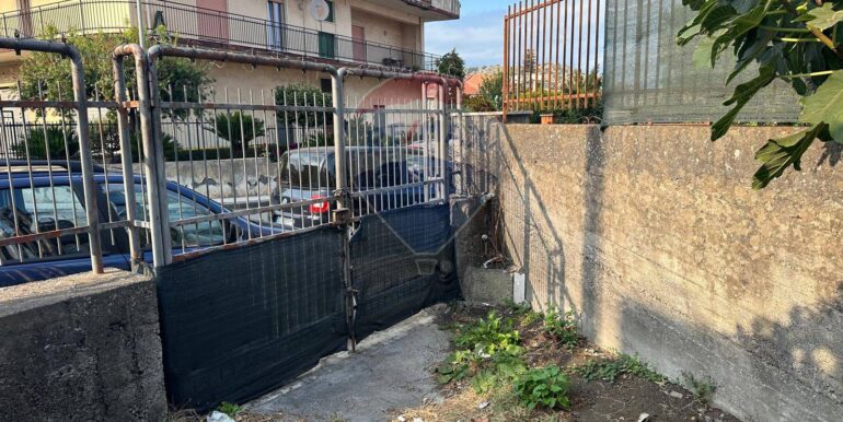 2025092484239-985758-17