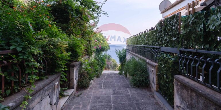 20250925172852-975723-11