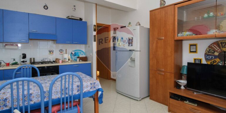 20250925172941-975723-21