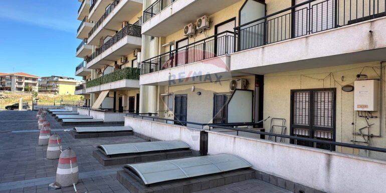 20250925192122-987785-22