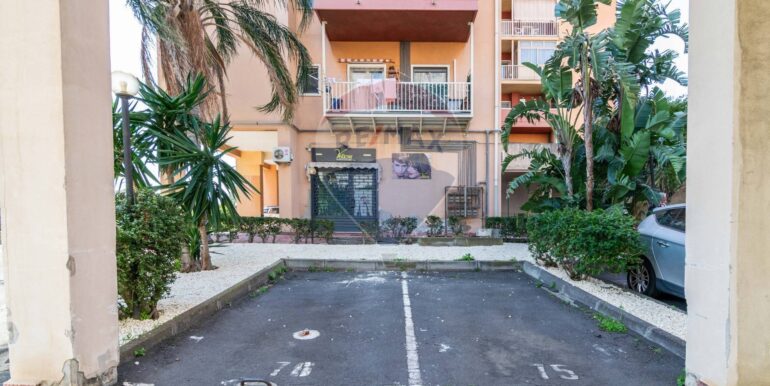 2025092594904-986693-2