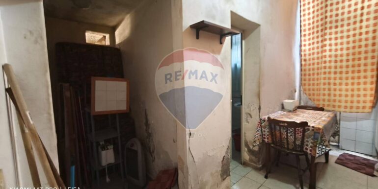 20250926125826-987884-3