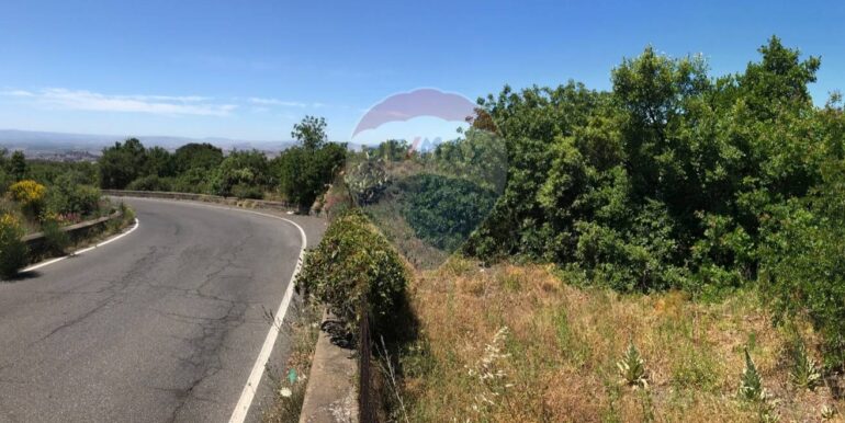 20250926151528-957963-3