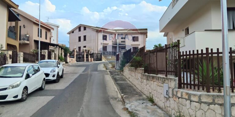 20250927110651-988805-12