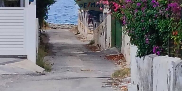 20250928142305-988835-1