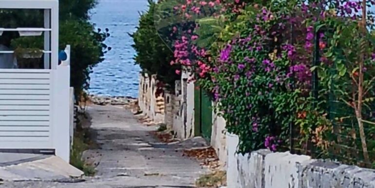 20250928160750-988851-12