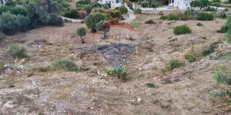 20250928175144-988854-13