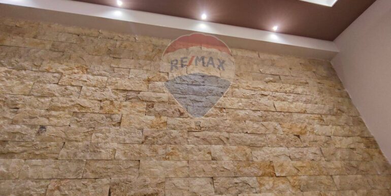 20250928191711-988859-8