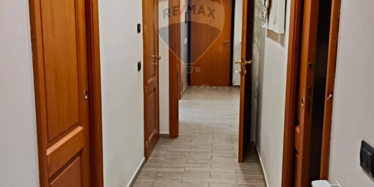 20250928191725-988859-12