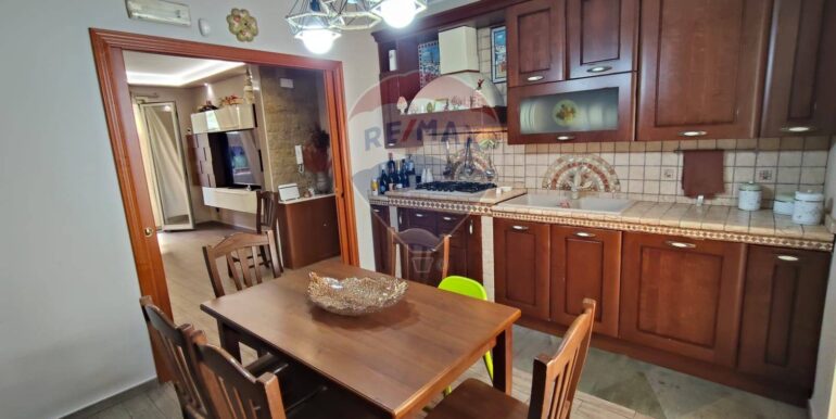 20250928191729-988859-13